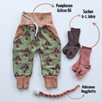 Baby Geschenk zur Geburt & Taufe | Pumphose Gr. 86, Nuggikette & Socken | Handmade Schweiz