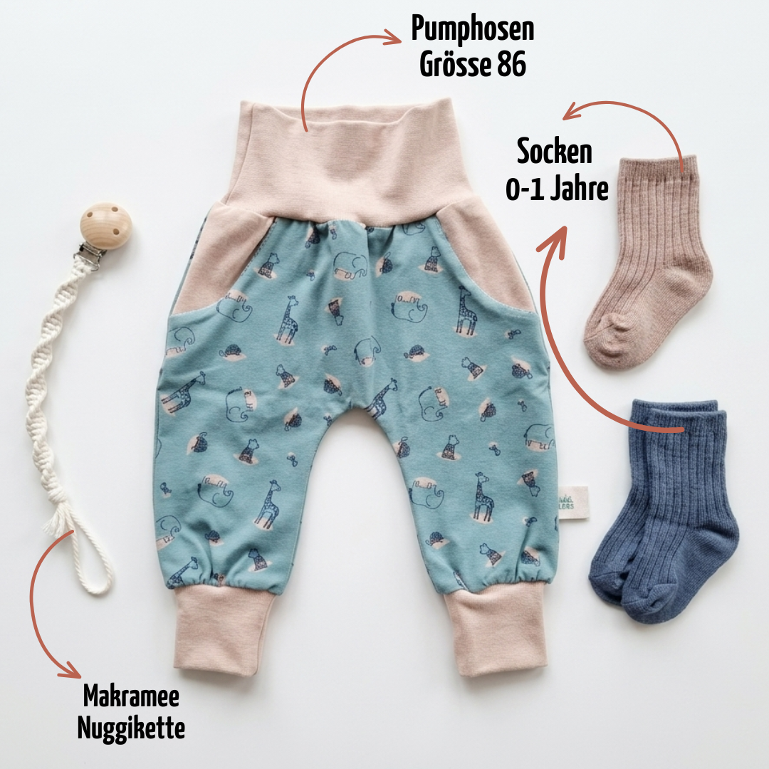 Baby Geschenk zur Geburt & Taufe | Pumphose Gr. 86, Nuggikette & Socken | Handmade Schweiz