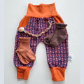 Baby Geschenk zur Geburt & Taufe | Pumphose Gr. 86, Nuggikette & Socken | Handmade Schweiz