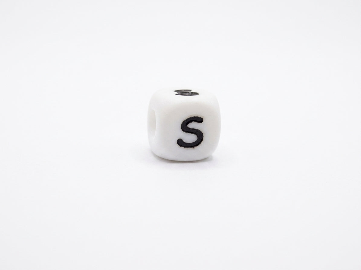 Silikonbuchstaben 12mm – Nuggikette selber machen / Schnullerkette DIY